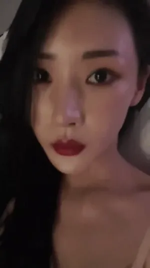 오빠~~ 내 원피스좀 벗겨줘~ 천천히~~  한국야동 국산야동