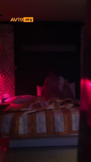 붉은 조명 신음 끝짱  한국야동 국산야동