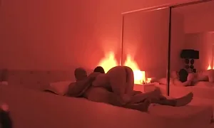 얼굴도 이쁘고 서비스도 사근사근 훌륭한 오피녀  국산야동 한국야동